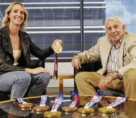 Emma McKeon With Harry Triguboff Picture: Sam Ruttyn