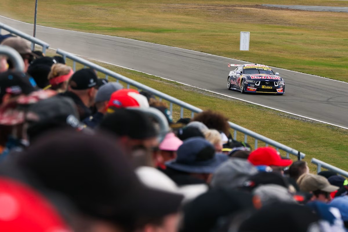 Supercars Records Historic Attendance at Inaugural Christchurch Super 440
